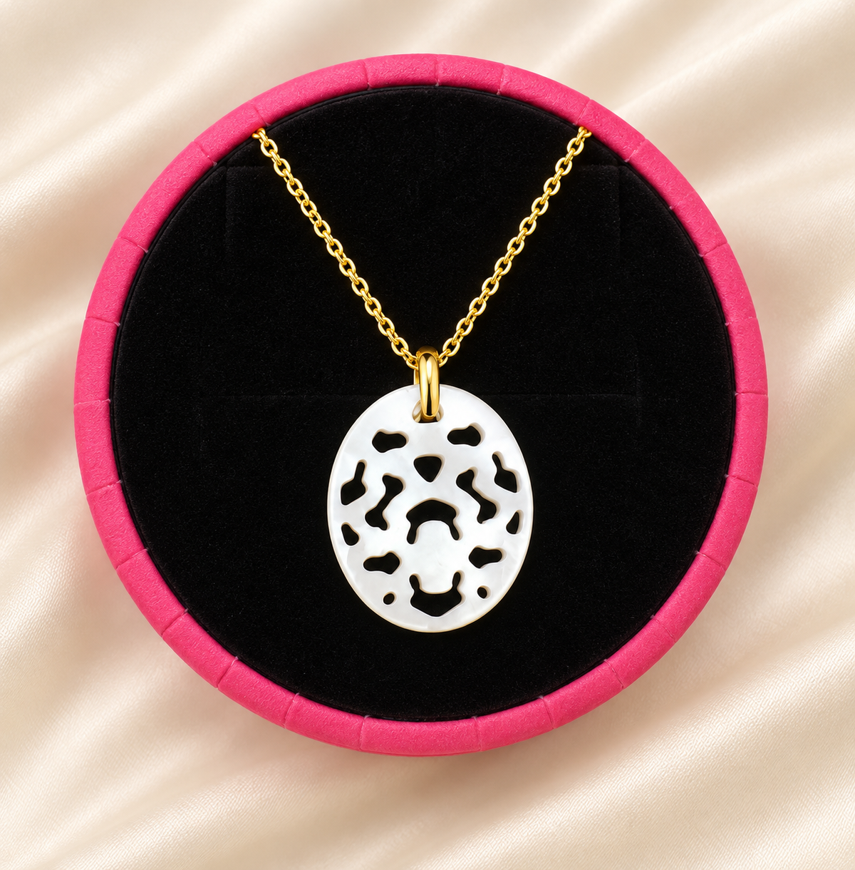 Bear Nácar Gold Necklace (oro 925)