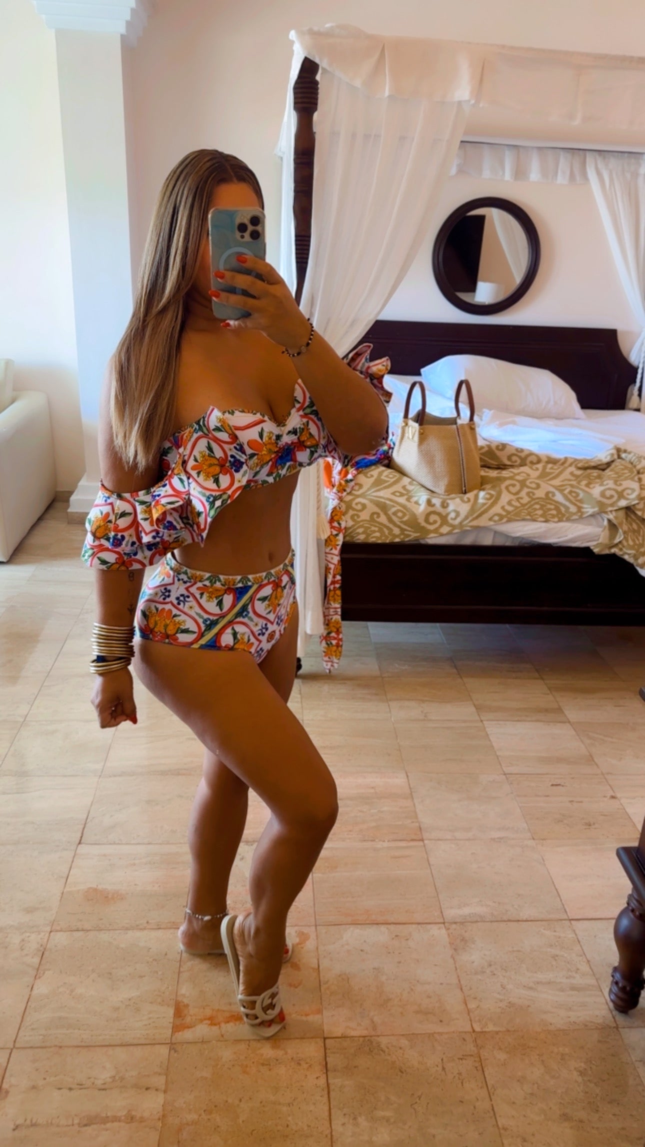 Tropicana Swinsuit (incluye la falda)