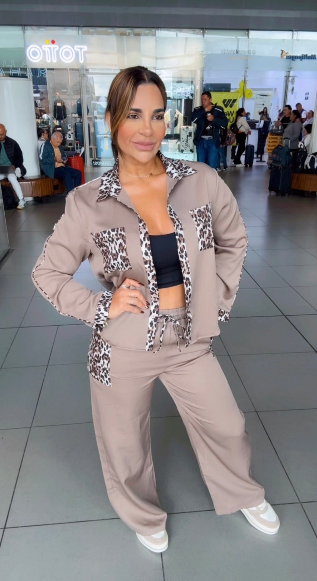 Colombia Animal Print Mocha Set (utilicé talla Small)