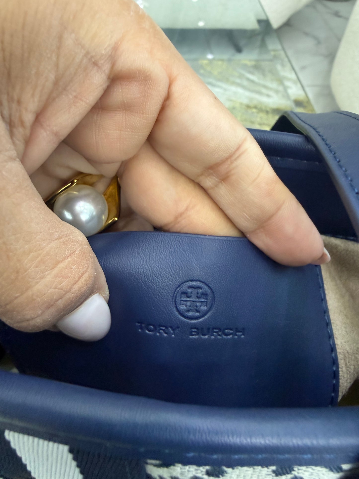 Tory Navy Blue Handbag (tamaño mediano) doble mango