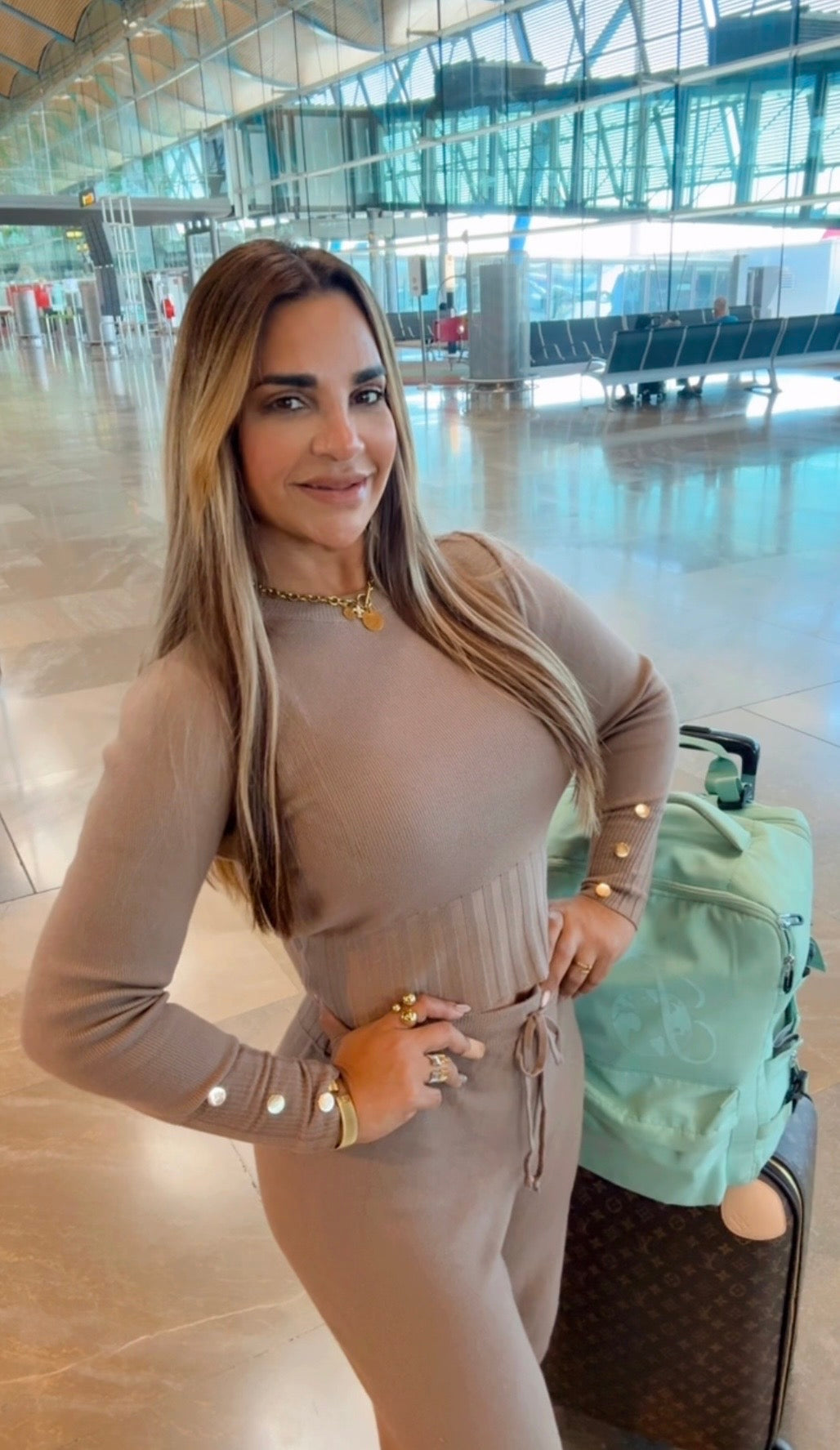 Restock Barajas Airport Camel Set (spandex) no clarea/ llegan el próximo viernes