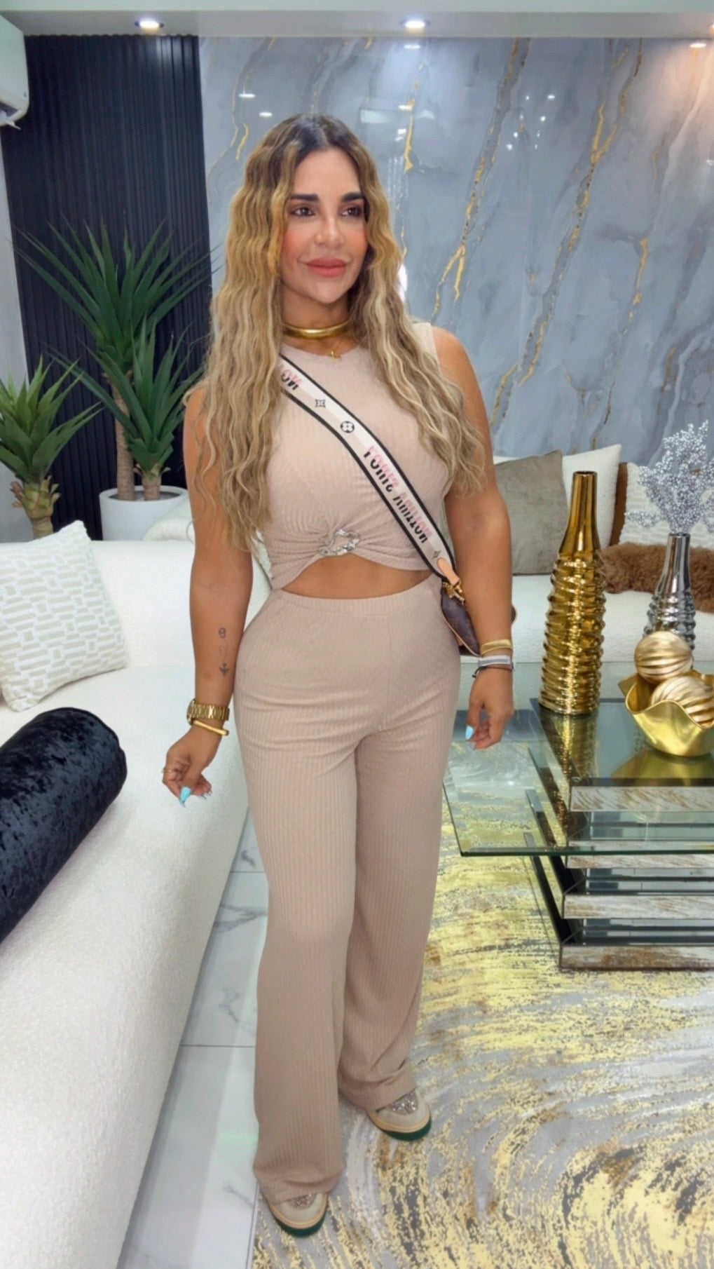 Antioquia Beige Set (spandex)
