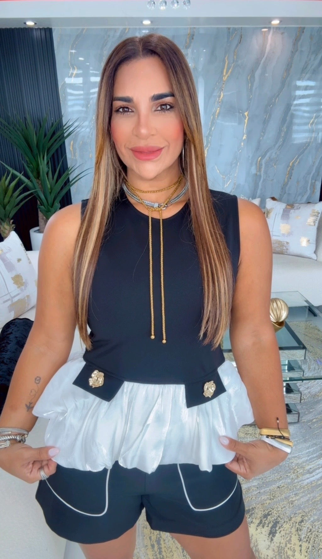 Muse Black & White Top (spandex)