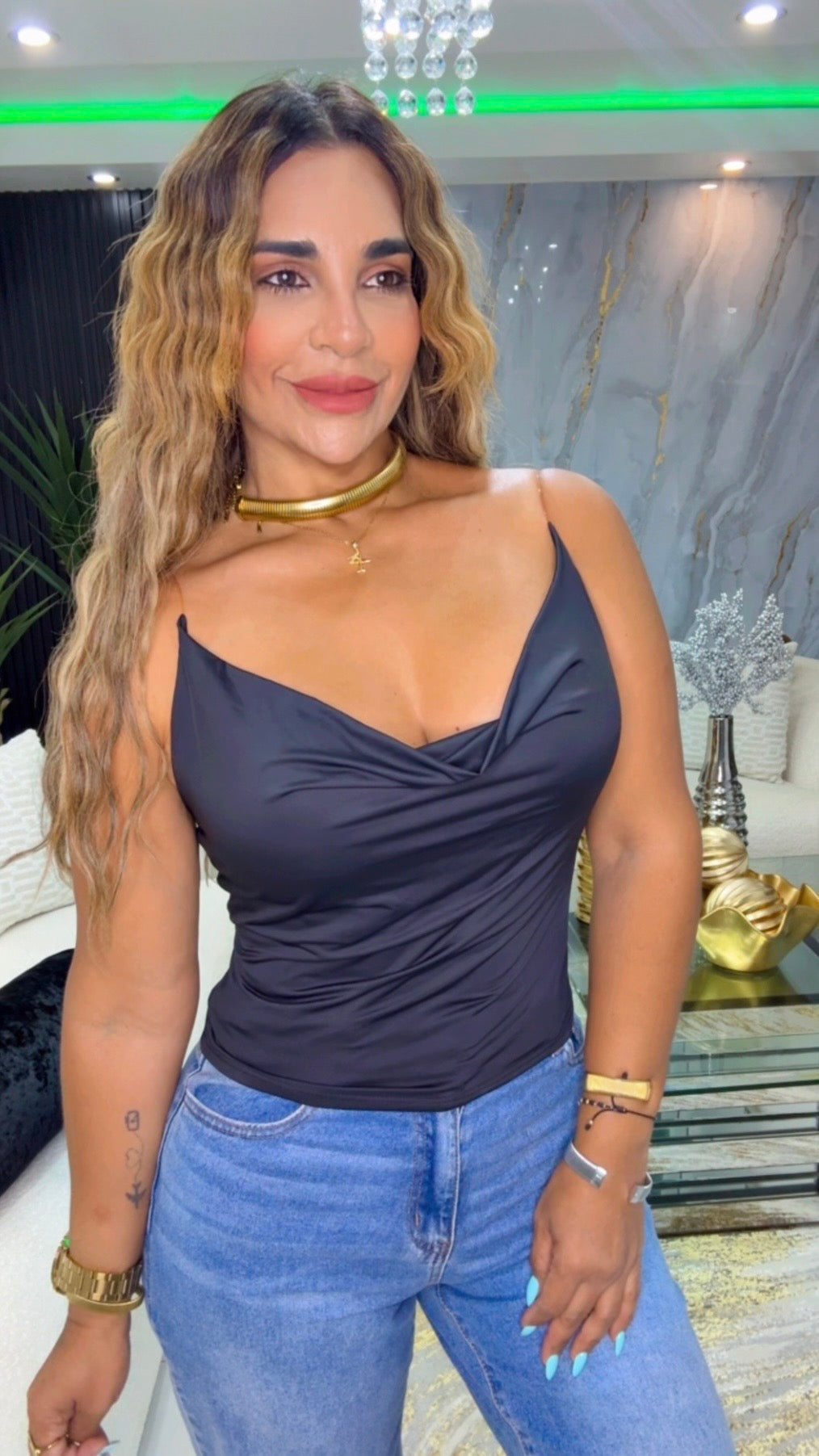 Scarlet Black Top (stretch)