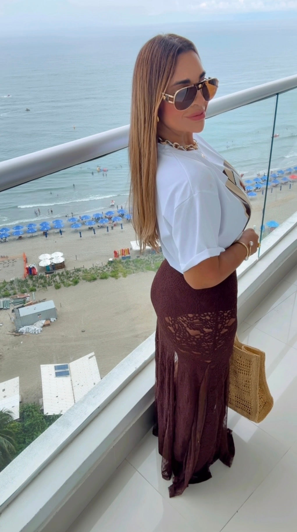 Lace Brown Skirt (spandex) Trae panty integrado