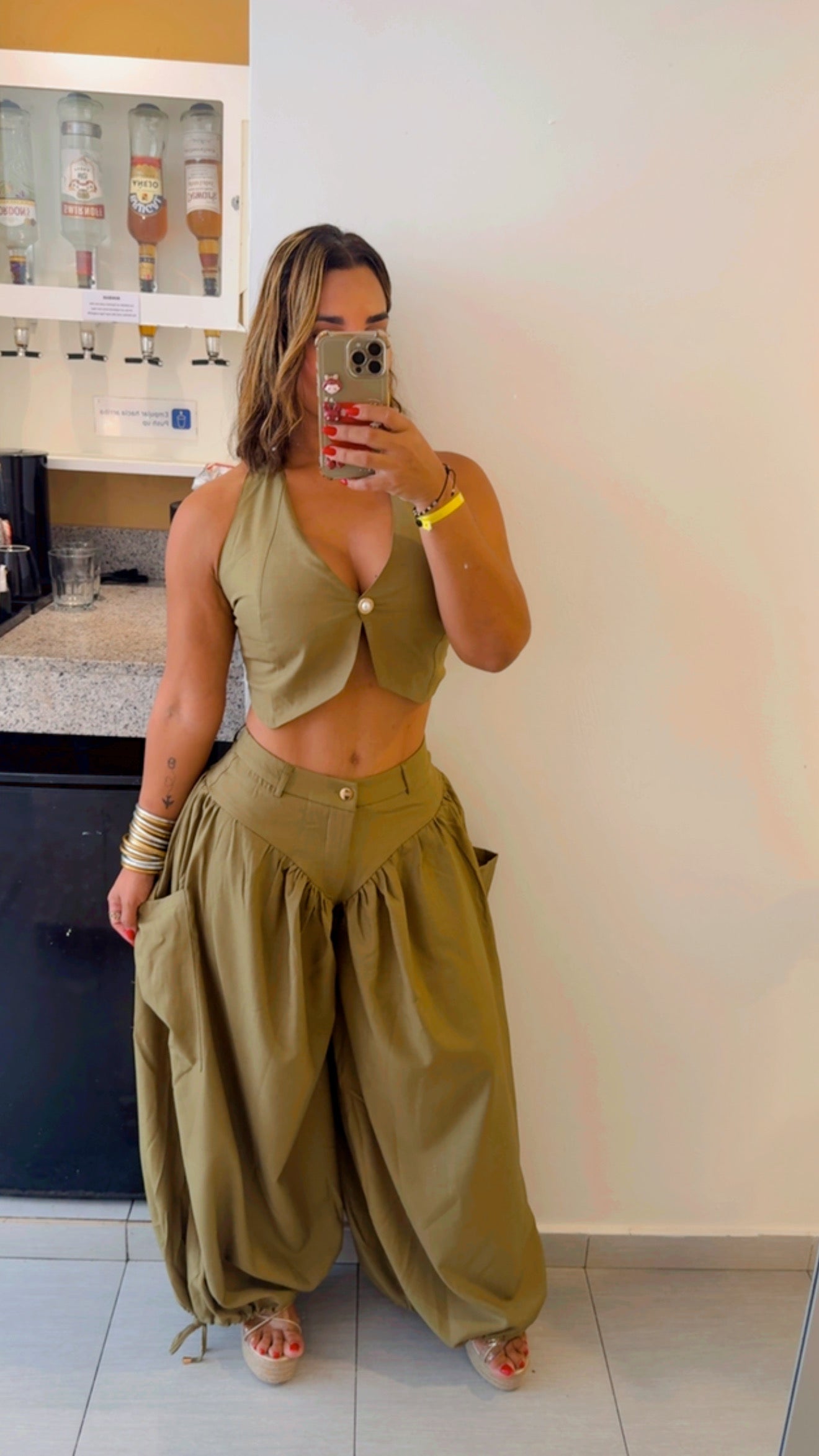 Boca Chica Olive Set (puesto en Small) bájale una talla