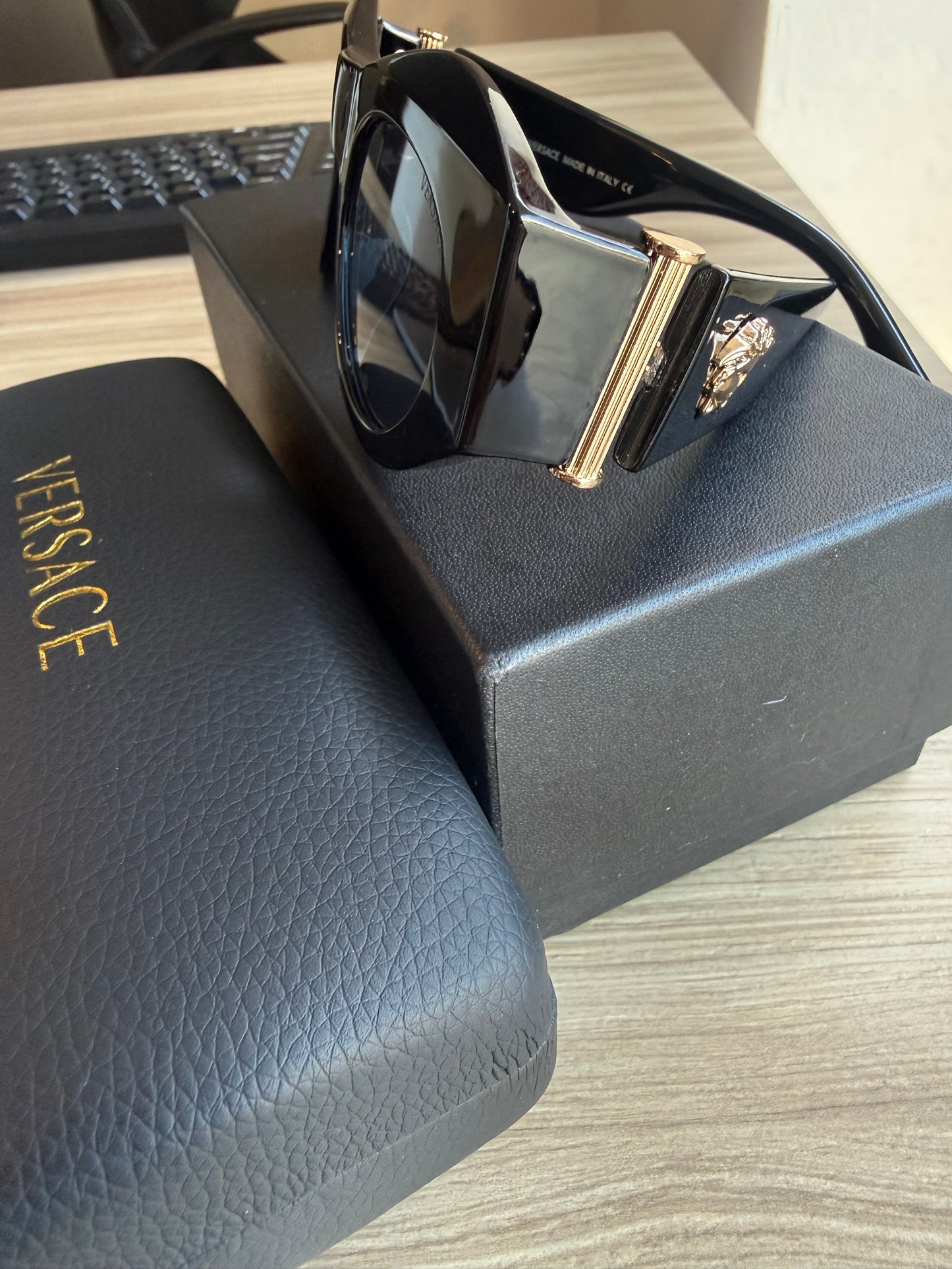 Restock Versa Black Sunglasses (Kit completo) Llegan el 20 de junio