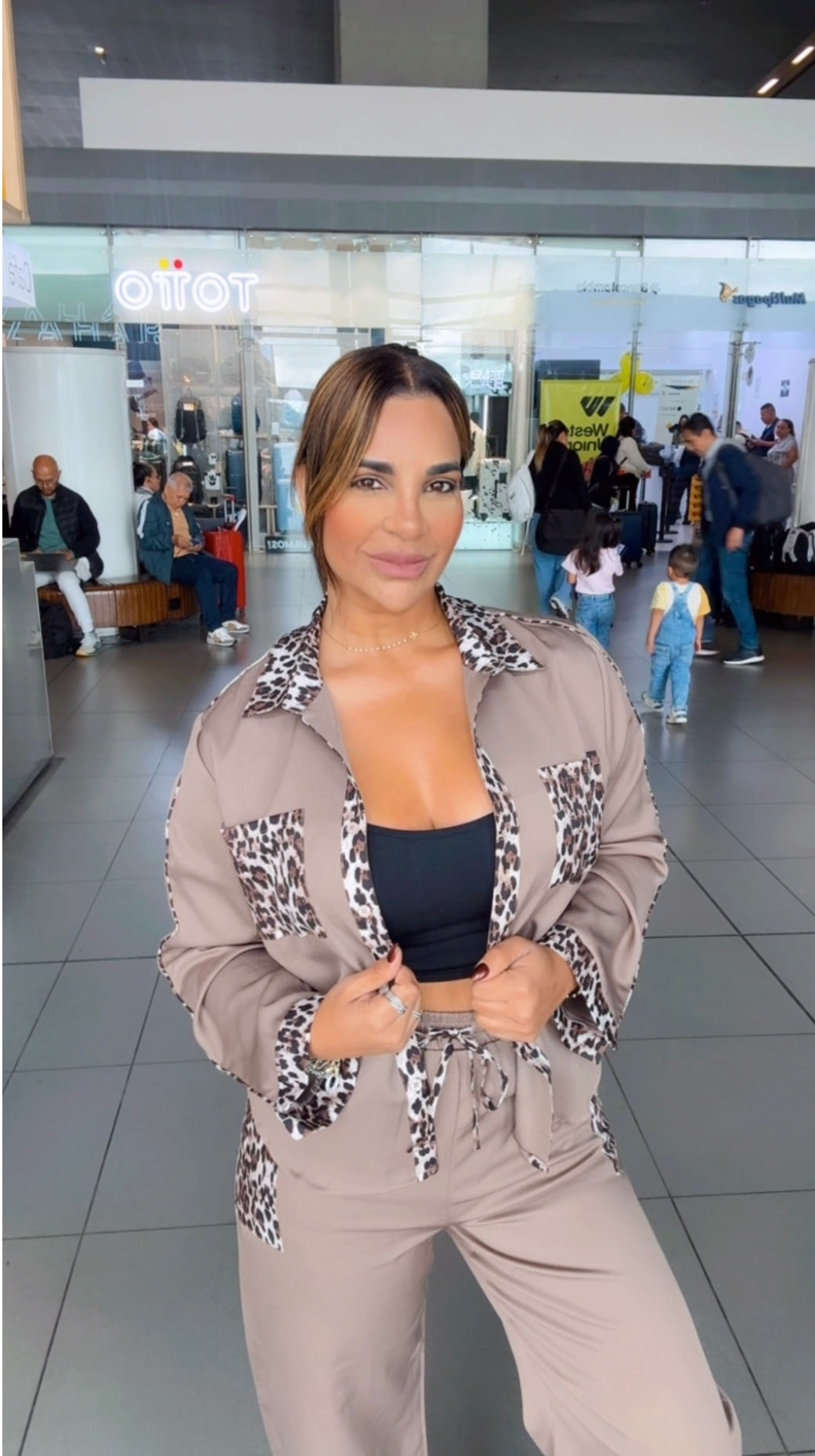Colombia Animal Print Mocha Set (utilicé talla Small)