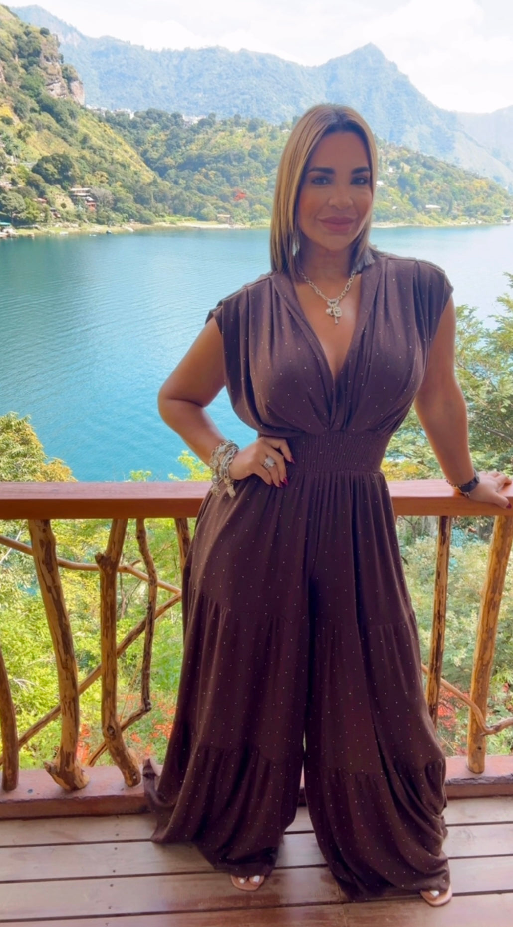 Guatemala Stones Brown Jumpsuit (spandex) utilicé talla M