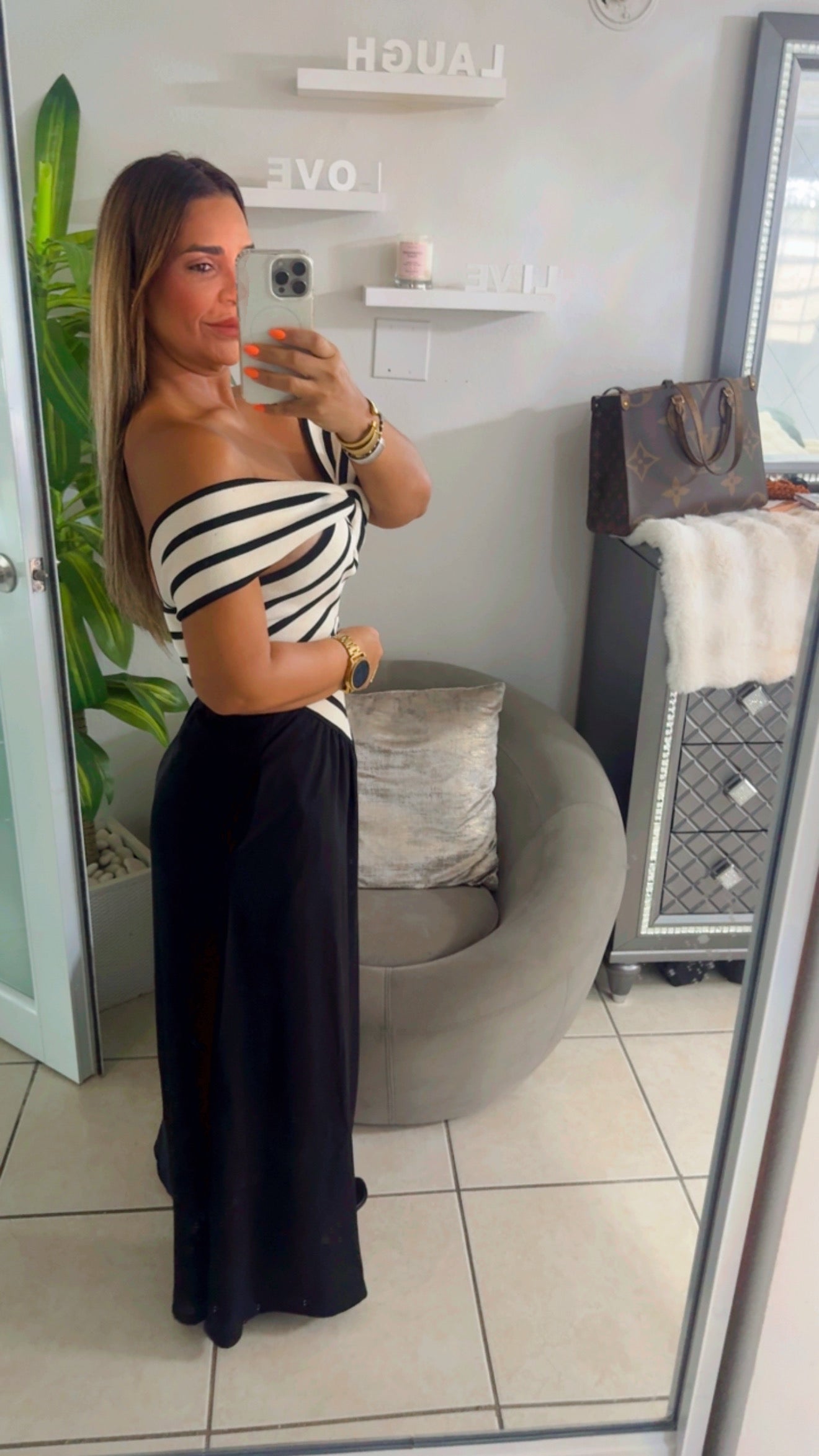 El Salvador Black Dress (spandex) utilicé talla M/L