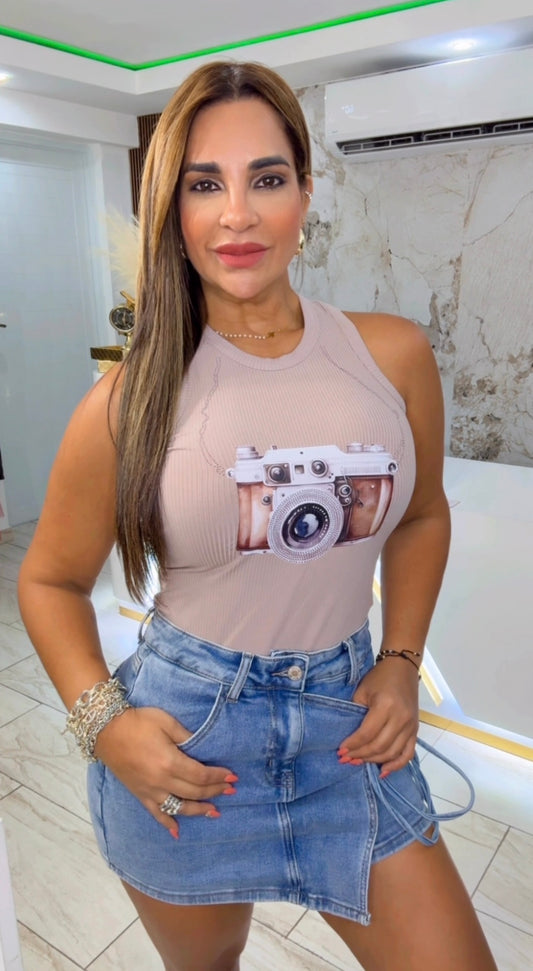 Camera Beige Tshirt (stretch)