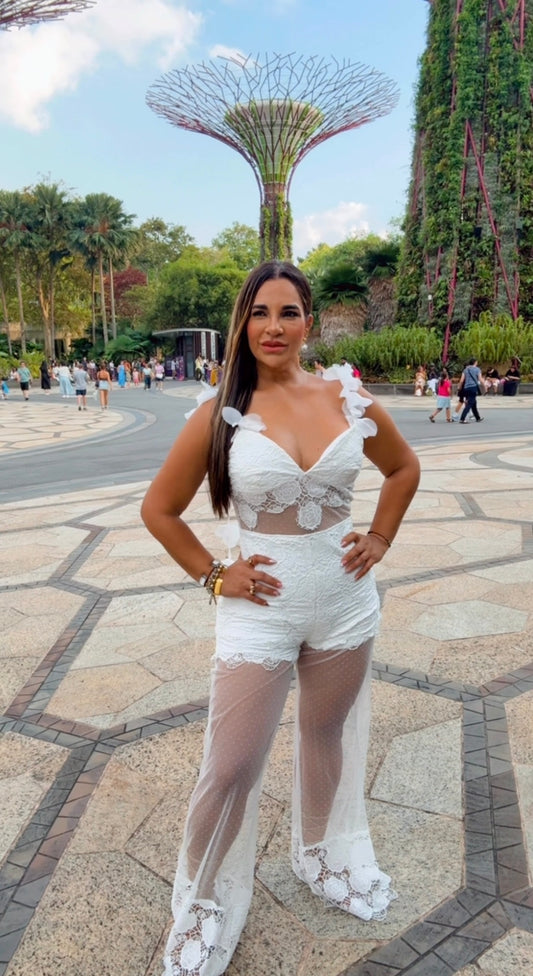 Avatar White Lace Jumpsuit (utilicé talla médium)