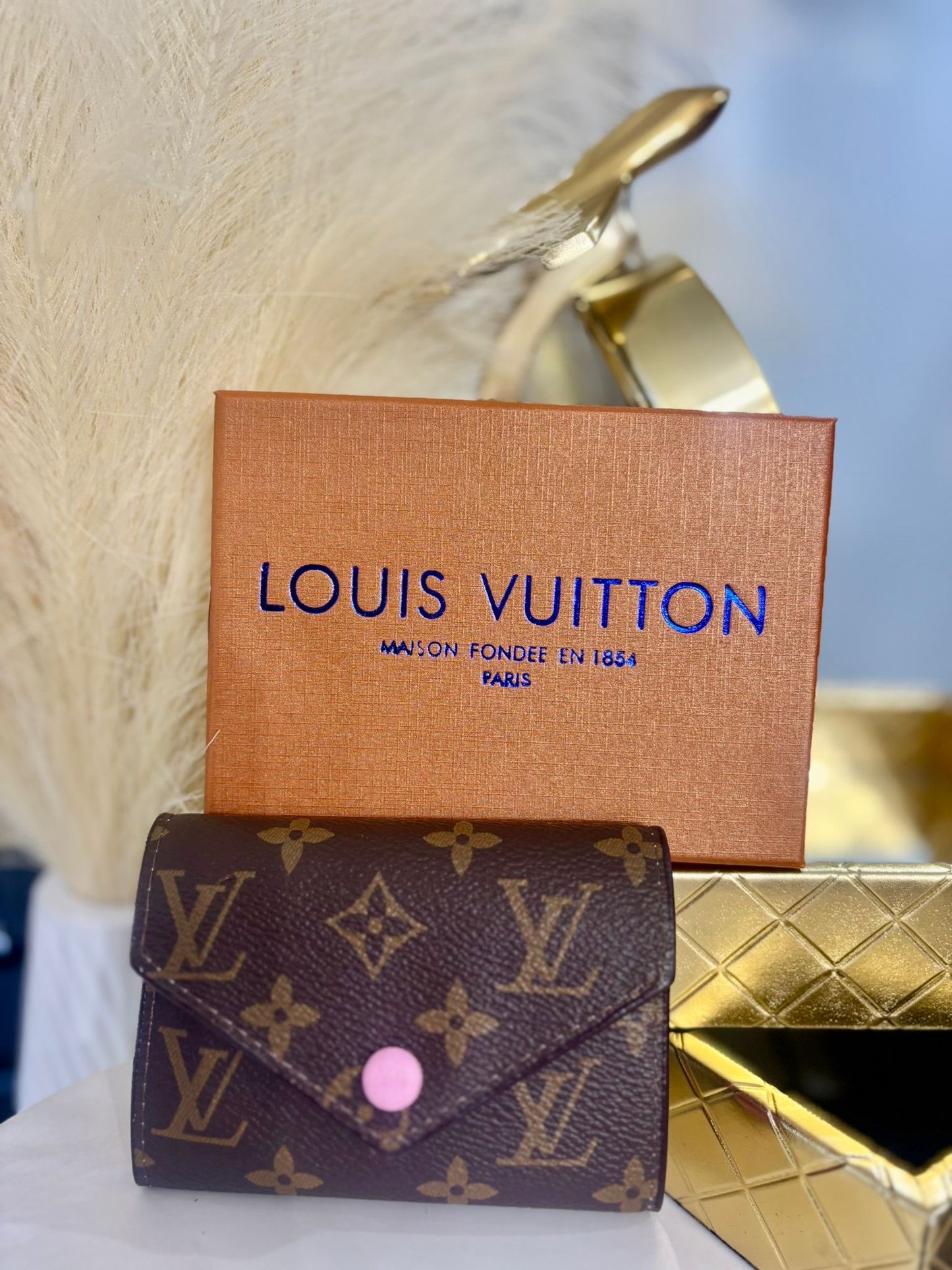 Pink LV Mini Wallet (incluye caja)