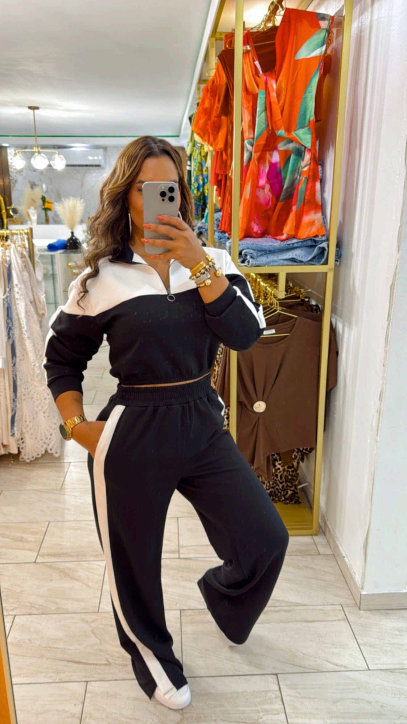 Travel Girls Black & White Set (spandex) utilicé talla M