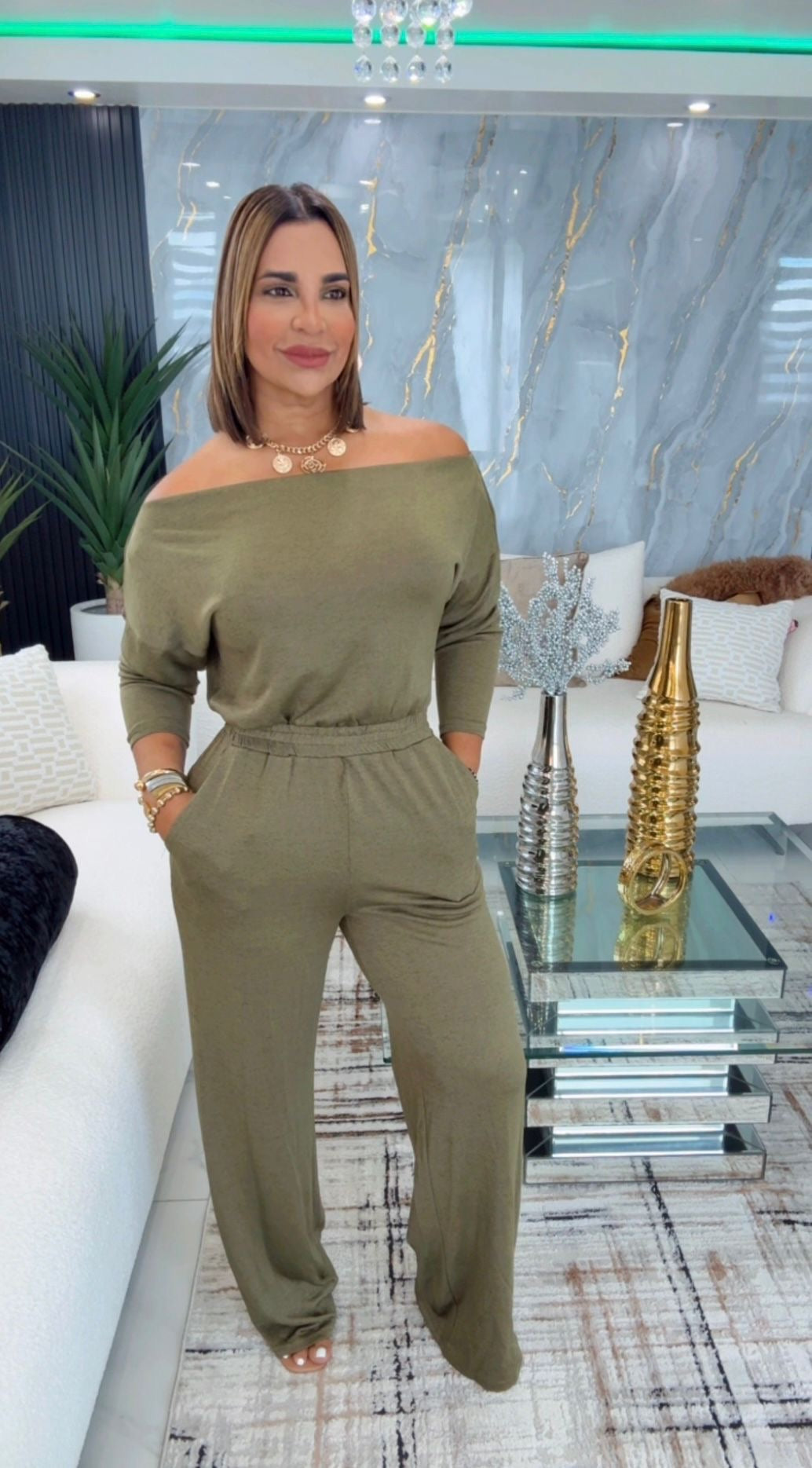Argelia Olive Jumpsuit (stretch) no incluye cinturón