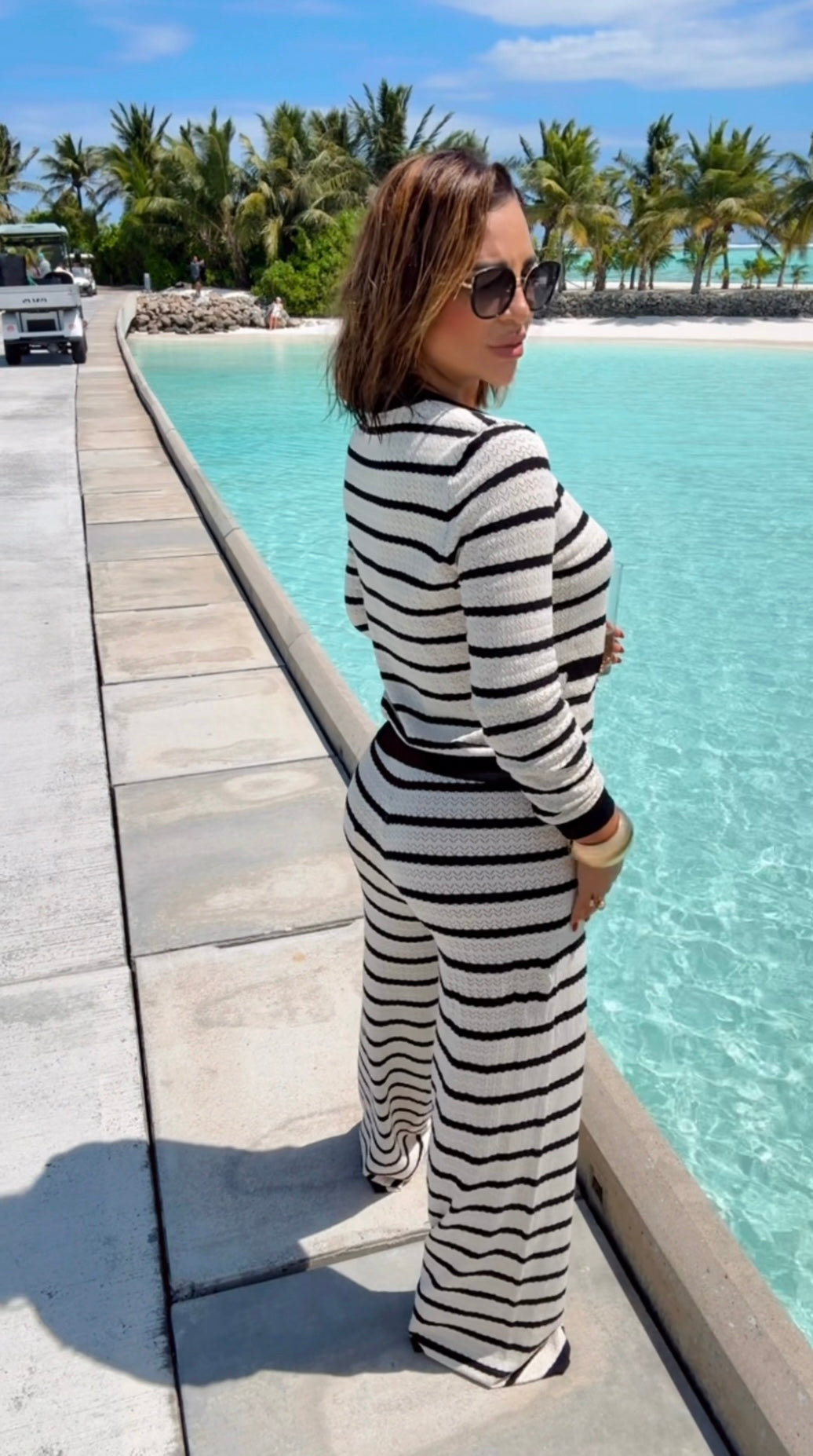 Resort Black & Beige Crochet Set (spandex) utilicé talla Médium