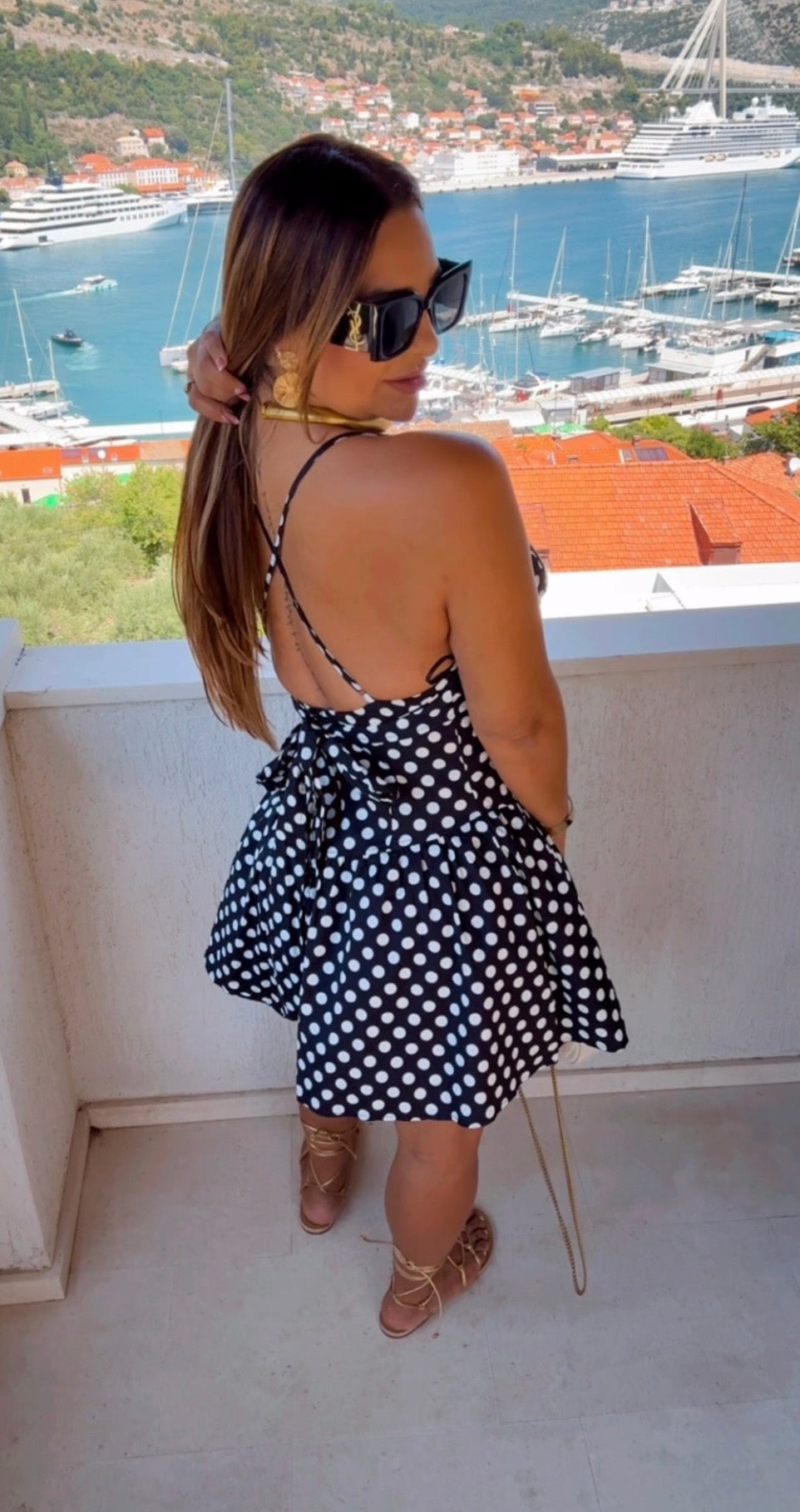 Polka Dots Black Romper (utilicé M)