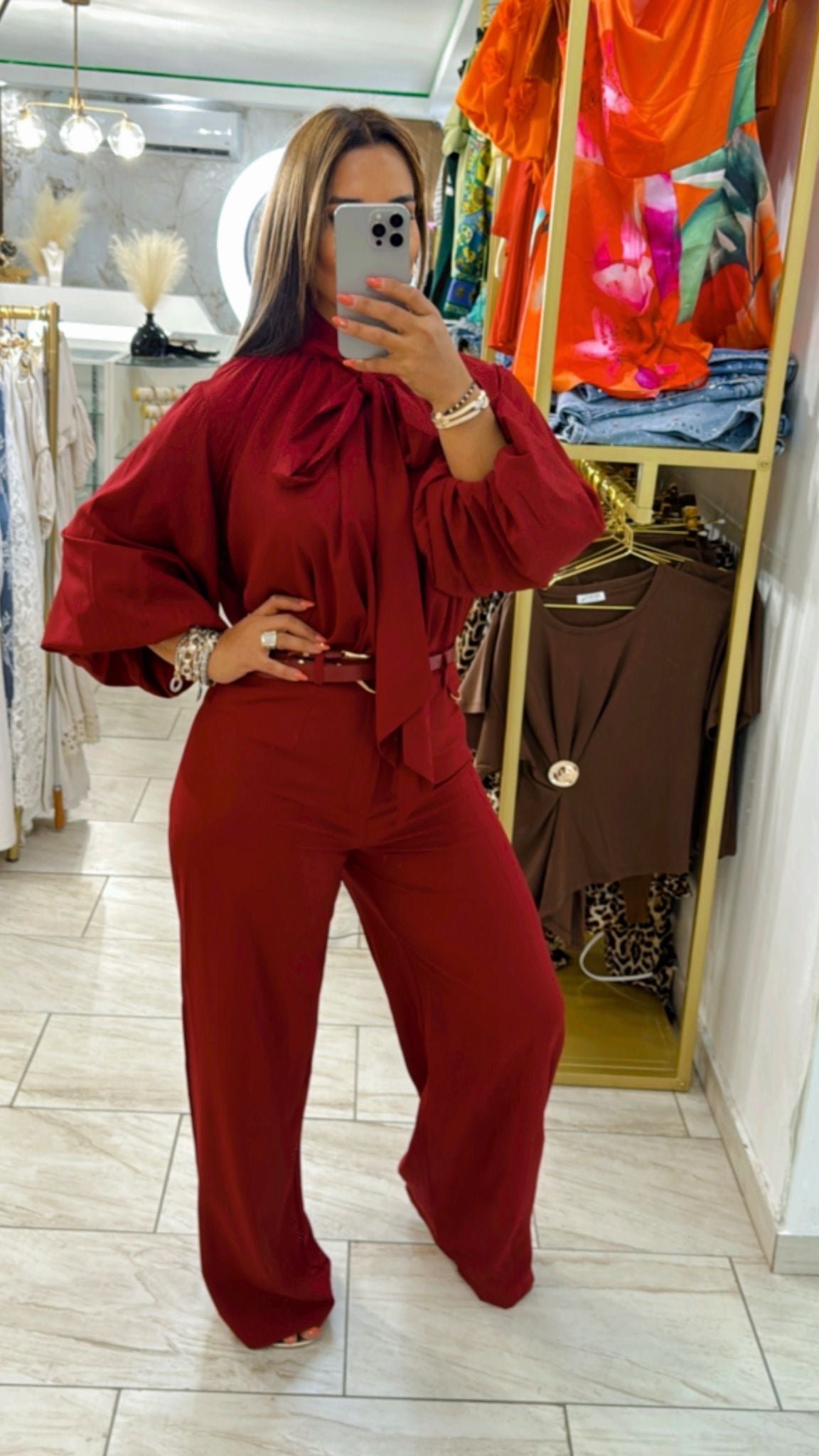 Toledo Burgundy Set (incluye cinturón) Utilice talla M