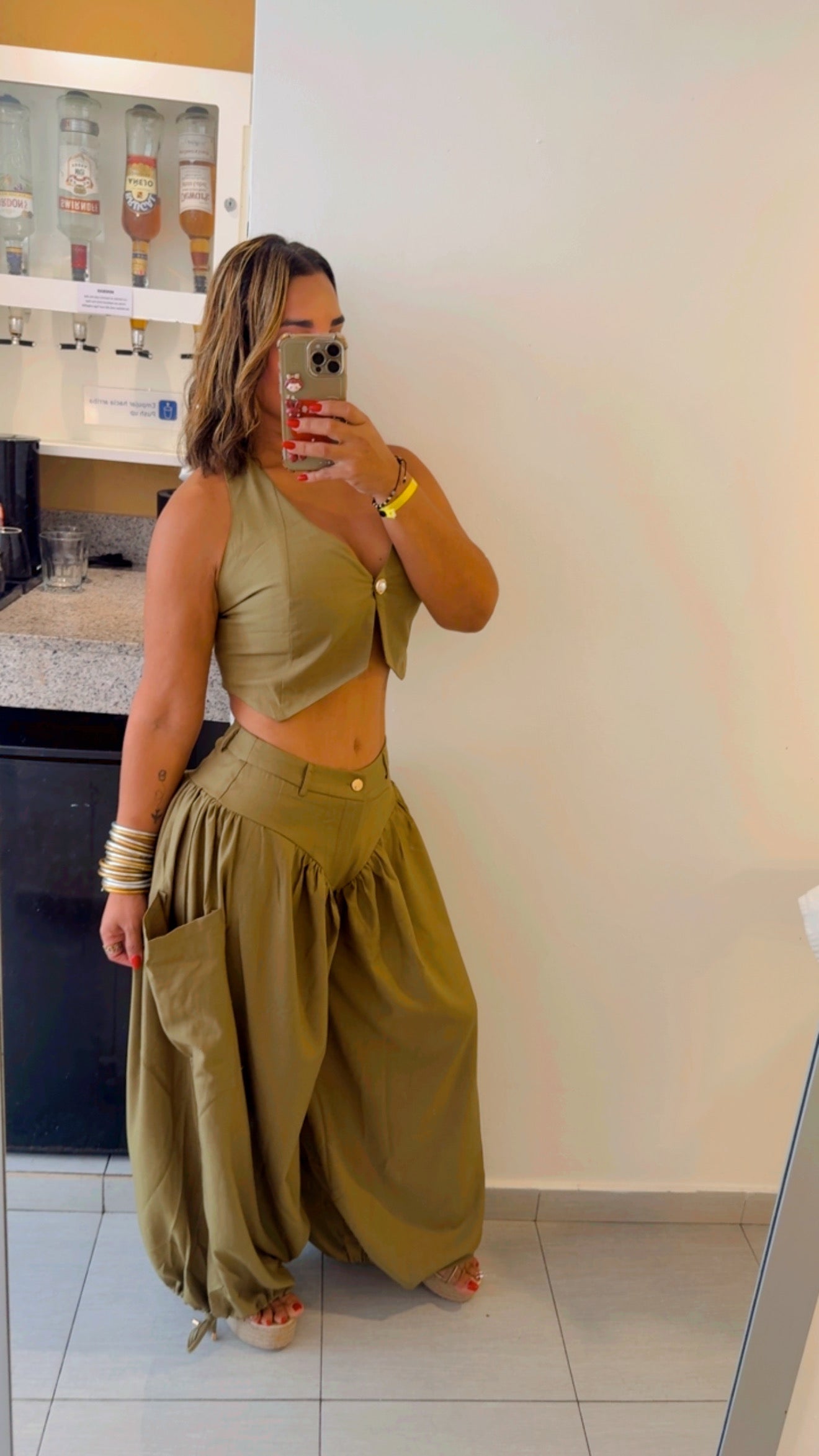 Boca Chica Olive Set (puesto en Small) bájale una talla