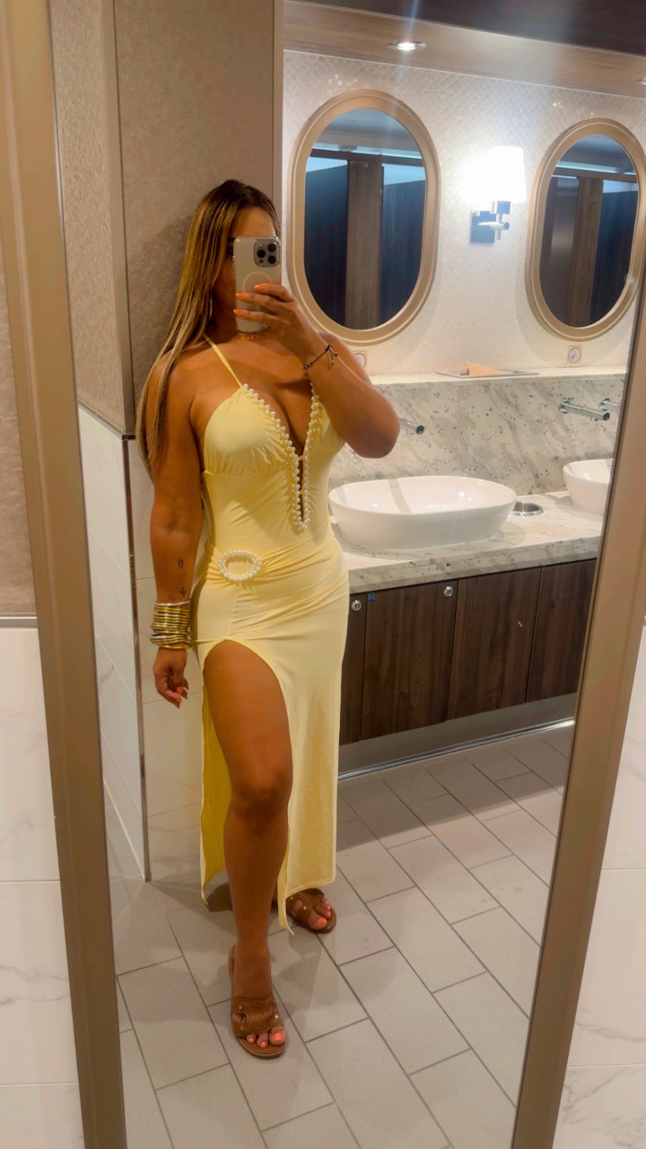 Nassau Yellow 2 Pieces Swimsuit (Trae falda) stretch/colección 🇨🇴