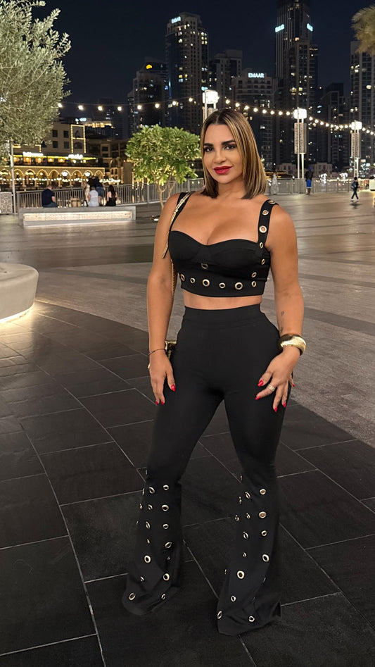 Restock Dubai Fountain Black & Gold Set(stretch ) Llegan el próximo Viernes . utilicé talla M