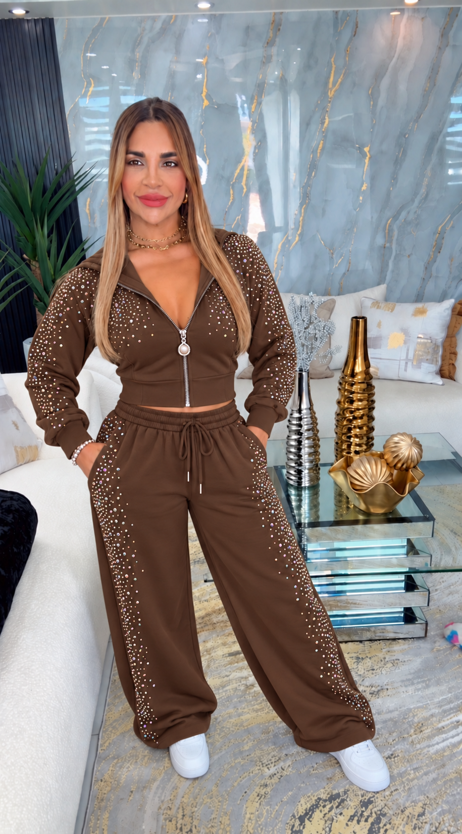 Crystals Brown Set (spandex) llegan el sábado