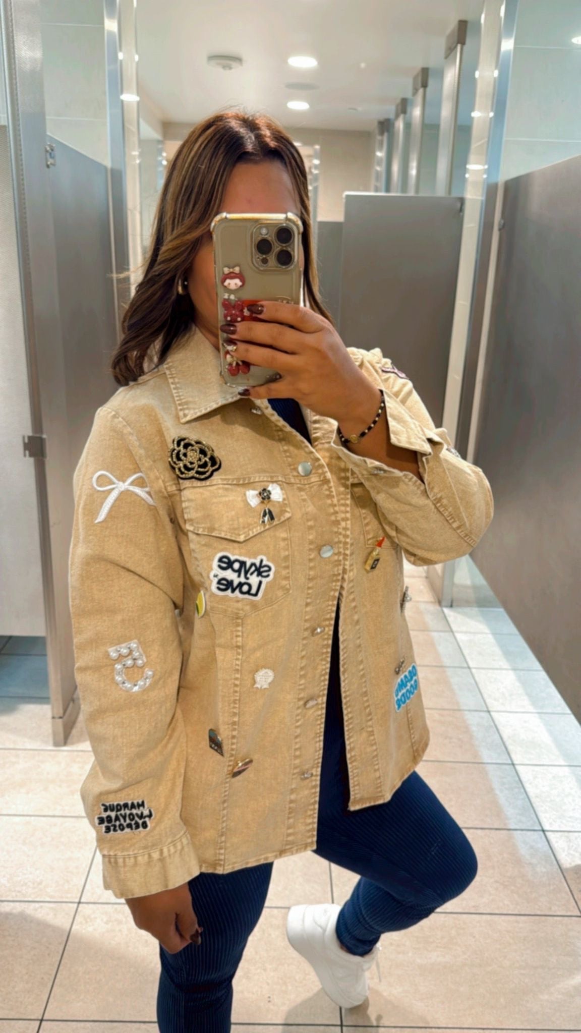 Chanel Mocha Oversized Jacket(super spandex) Trae todos los pines