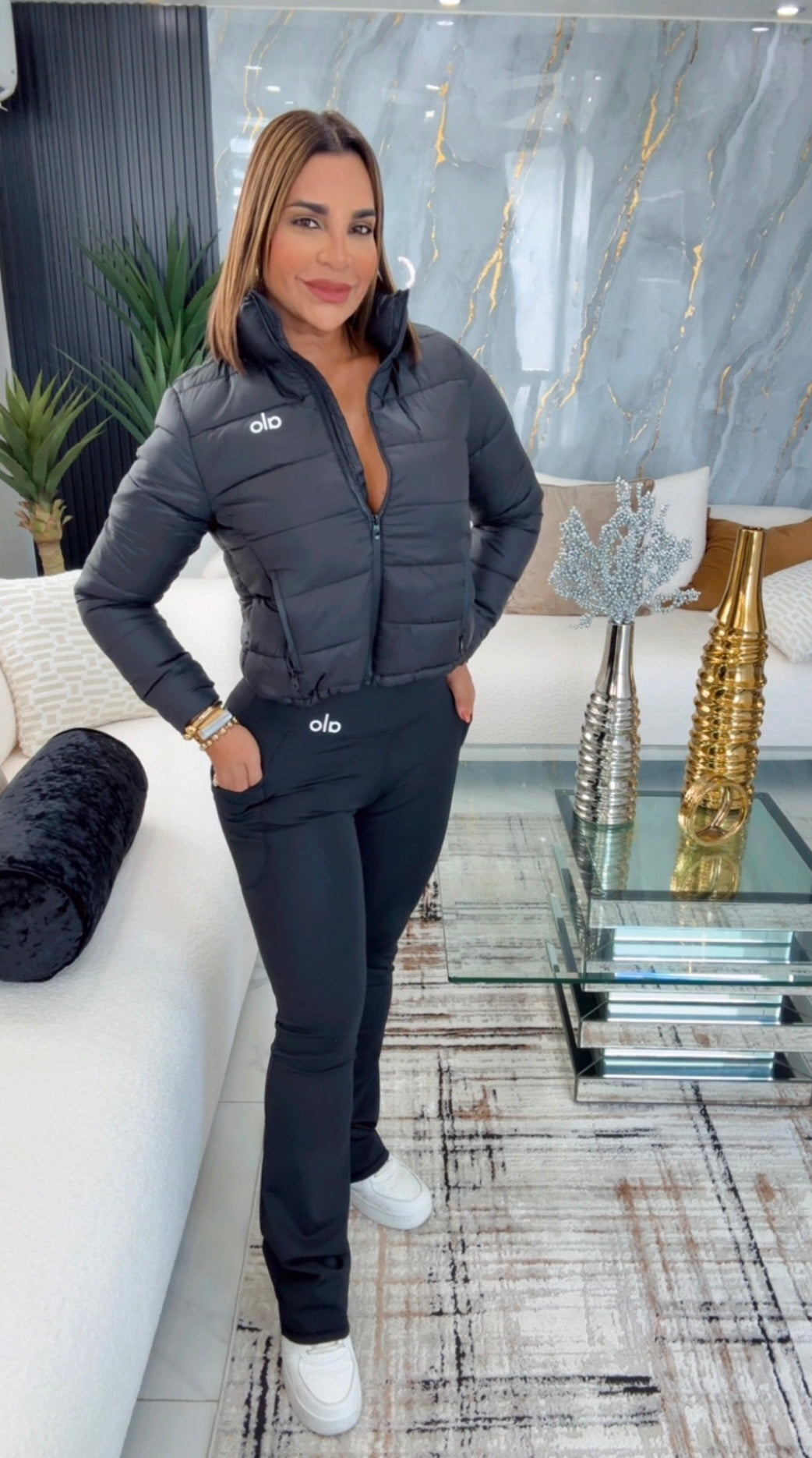 Alo Black Coat(jacket) Set. Utilicé talla Médium