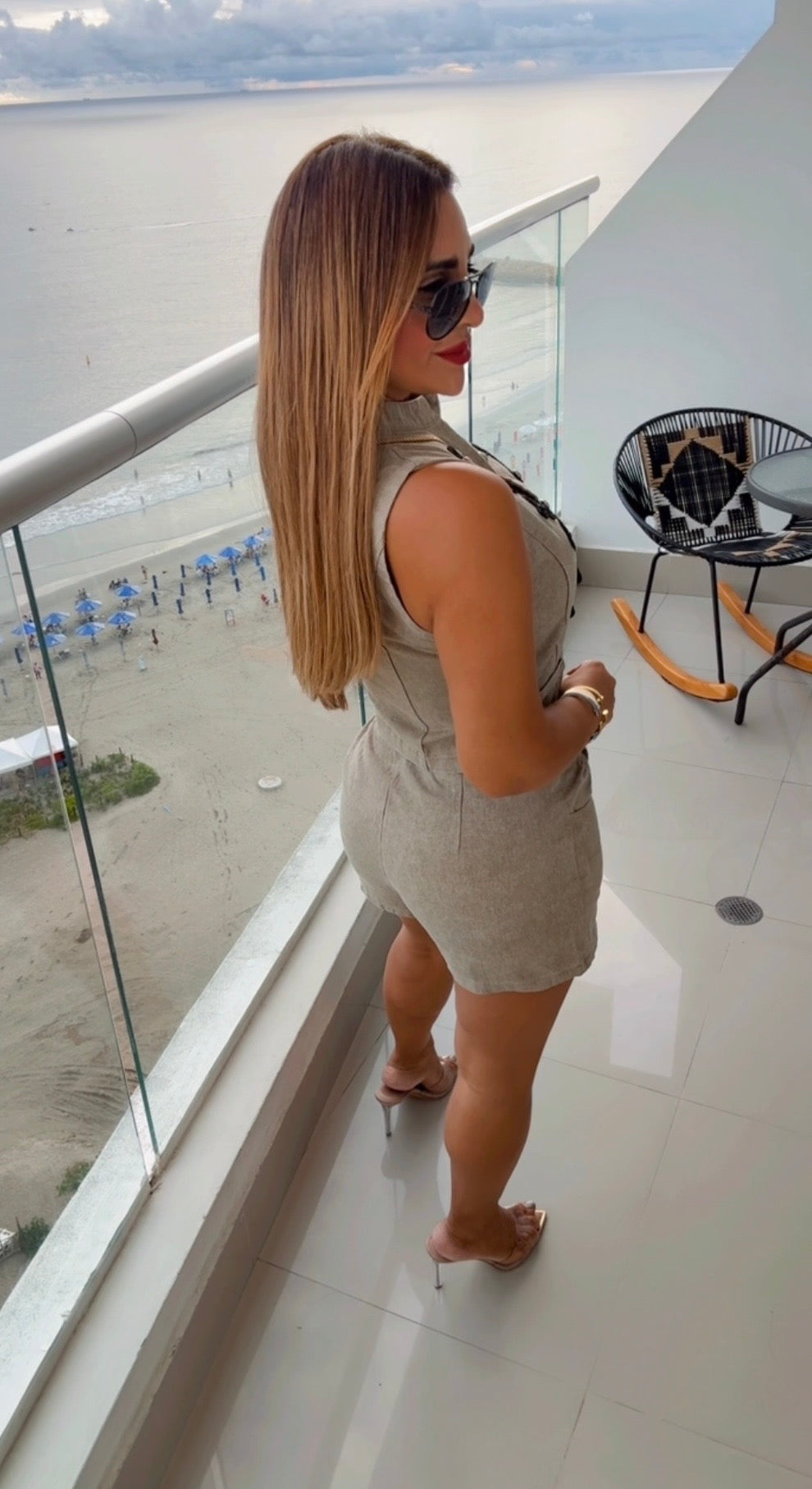 Khaki Napoleon Skort Set (utilicé M) es falda pantalón