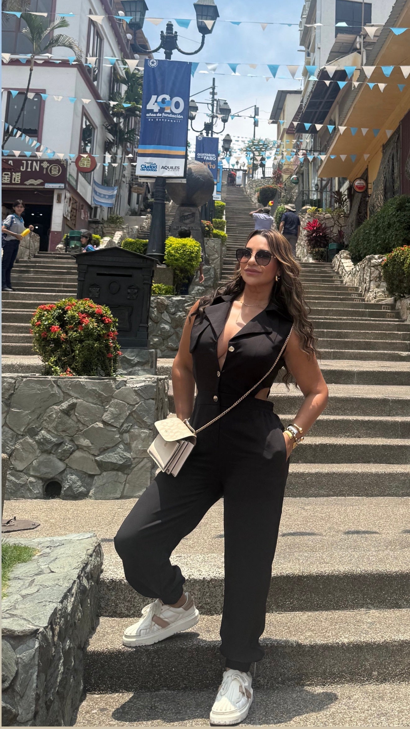 Sudamerica Black Jumpsuit (estira en la cintura) (utilicé talla M)