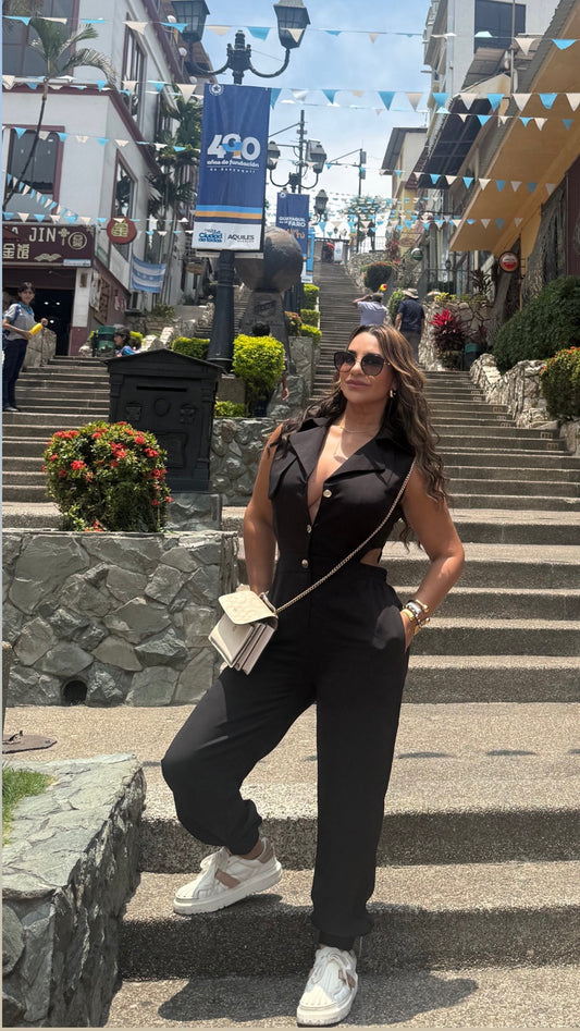 Sudamerica Black Jumpsuit (estira en la cintura) (utilicé talla M)