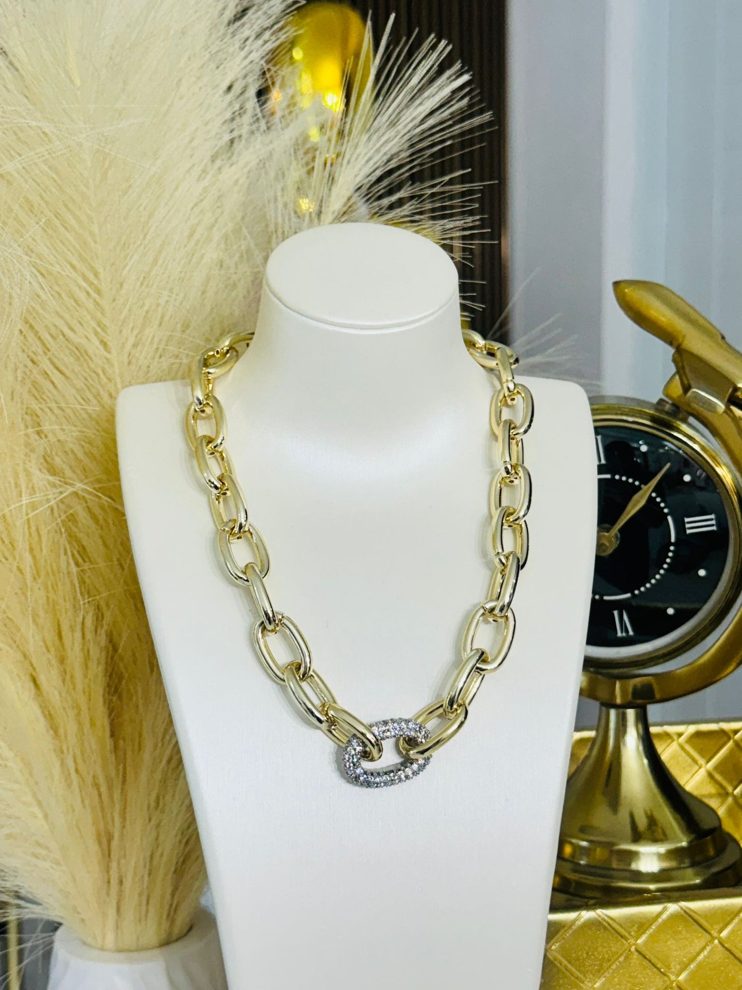 Milano Chunky Gold Necklace (Gold plated material)