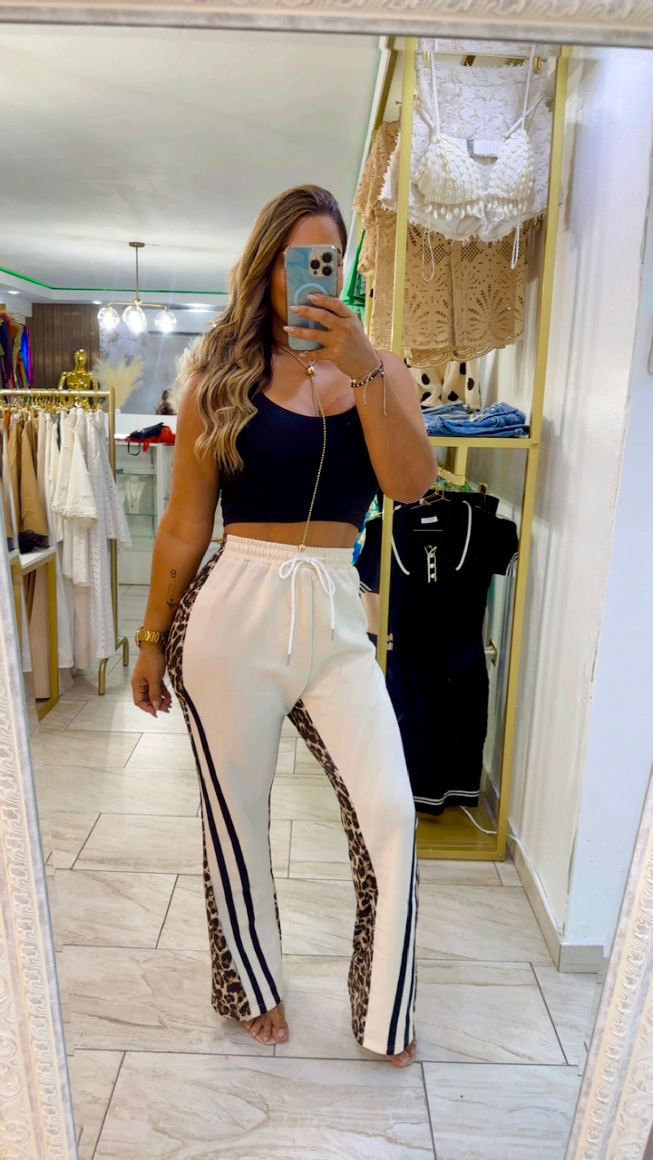 Chetta Beige Pant(Corre grande)