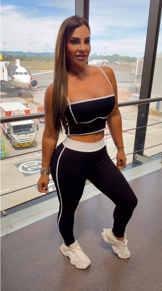 Basic Black & White Set (stretch)