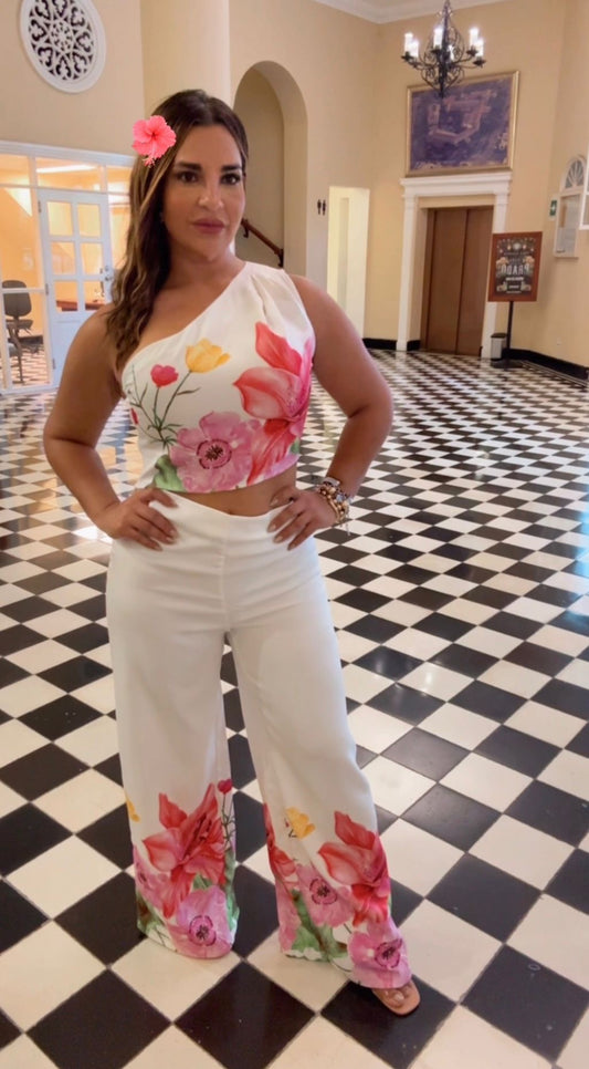 Barranquilla Floral Set (tiene elástico en la cintura)