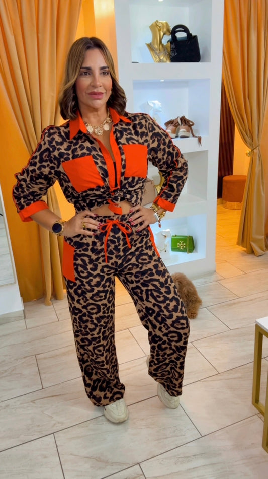 Colombia Animal Print Set (spandex) utilicé talla Small(corre grande)