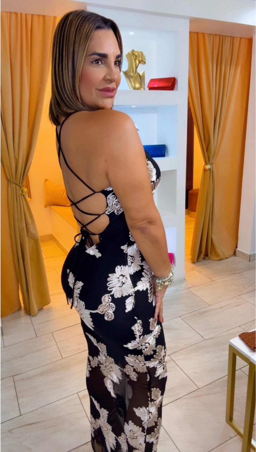 Florence Black Dress (spandex) utilicé talla M