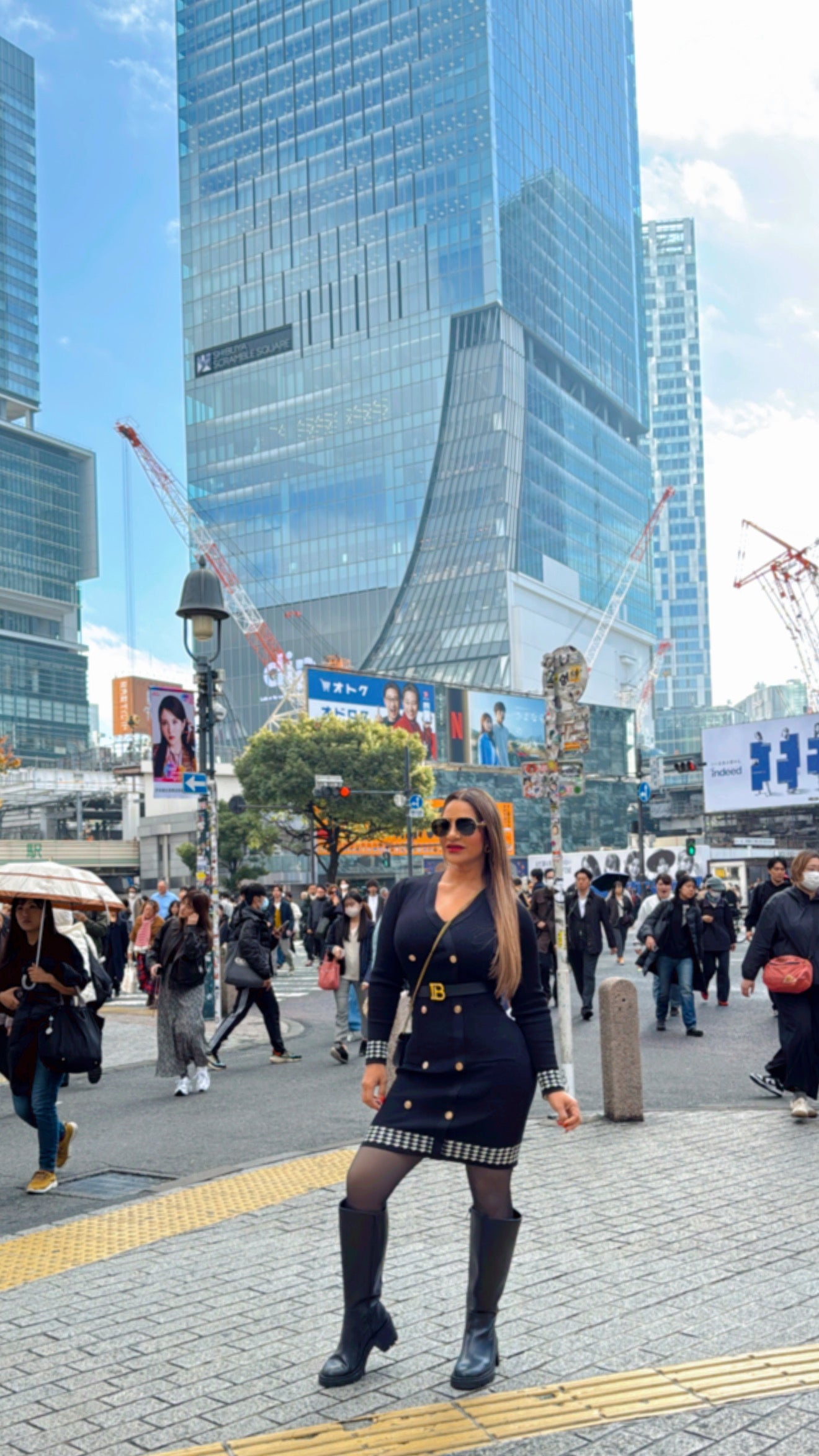 Shibuya Black Dress (Incluye cinturón inspirado)