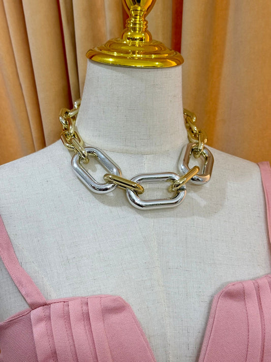 Bold Two Tones Acrylic Necklace