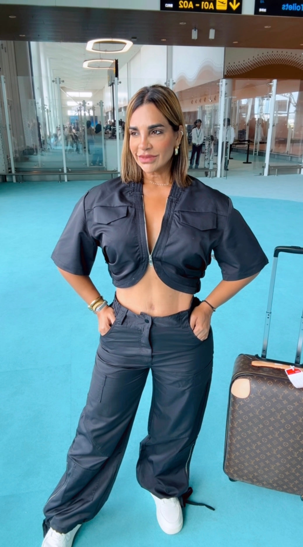 Velana AirPort Travel Black Formal Set (spandex) utilicé talla M