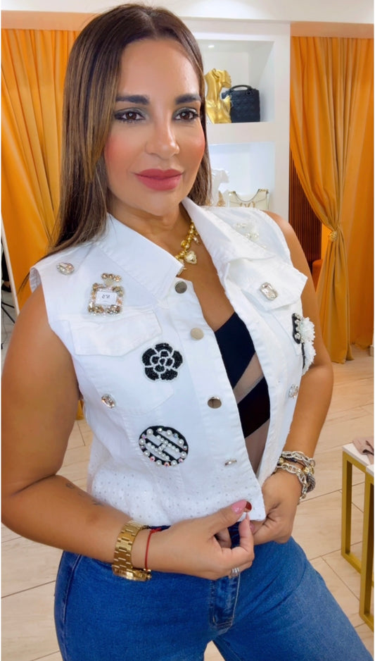 Restock Chloe White Jacket, llegan el próximo martes (utilicé talla M)