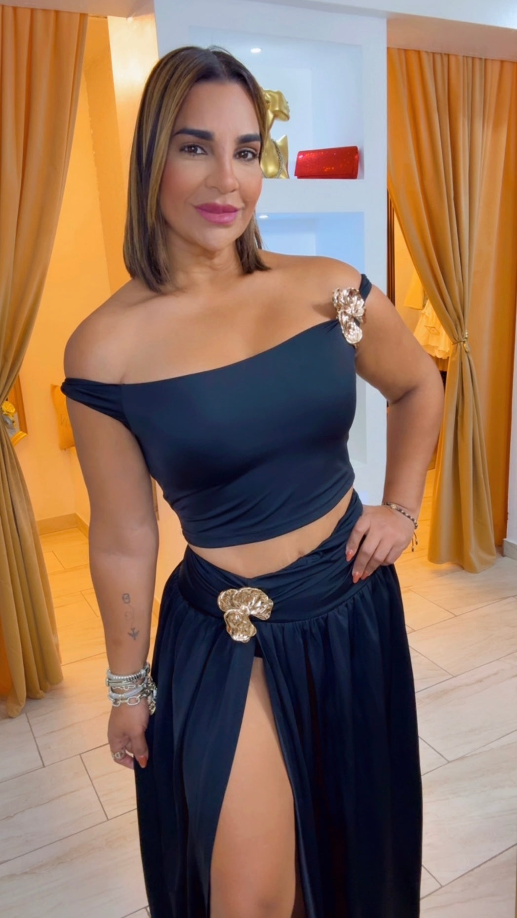 Honolulu Black Set (Trae pantie integrado) stretch