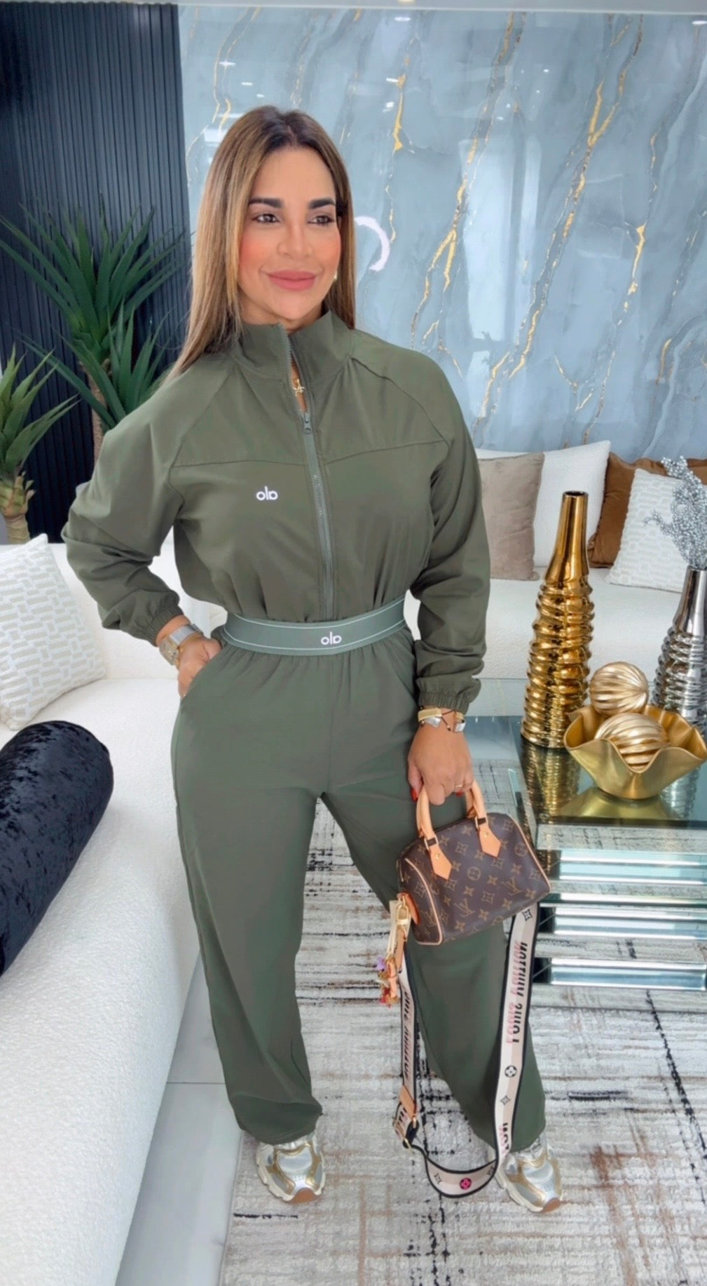 Alo Olive Green jacket Set (spandex)
