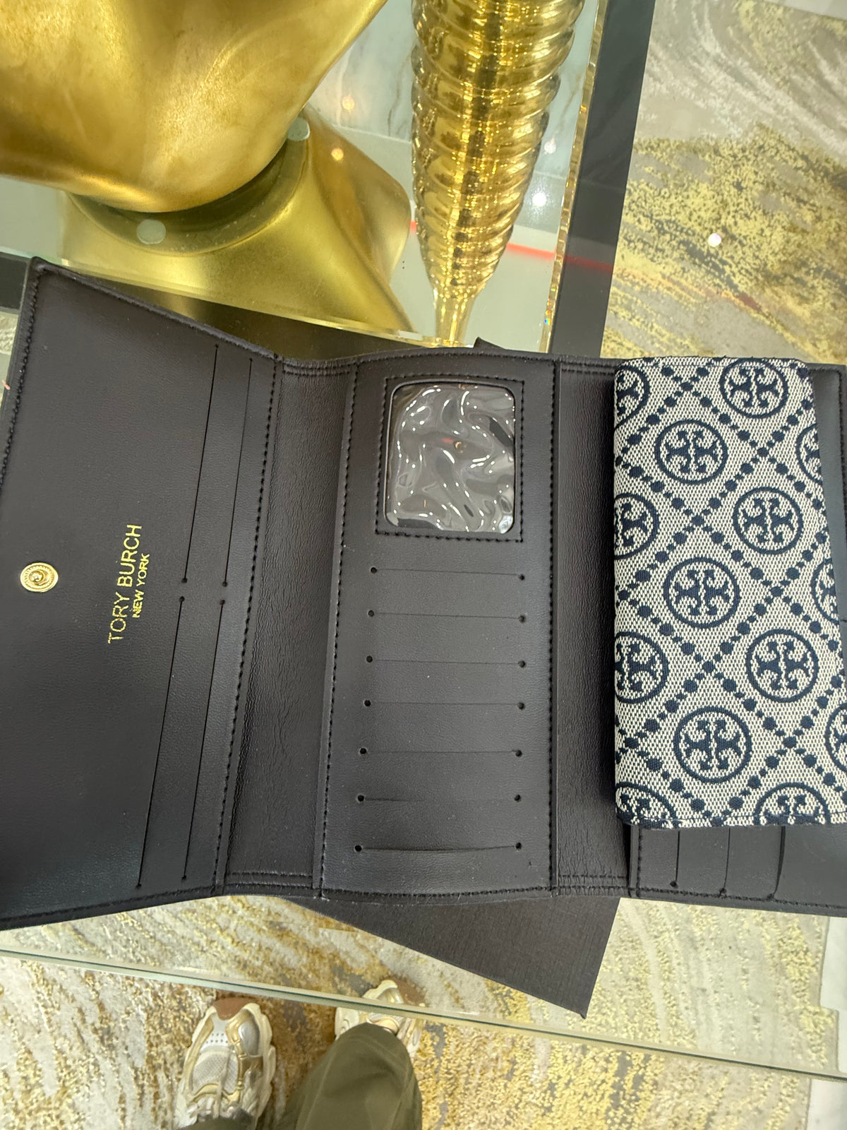 Tory Navy Blue Wallet (incluye caja)