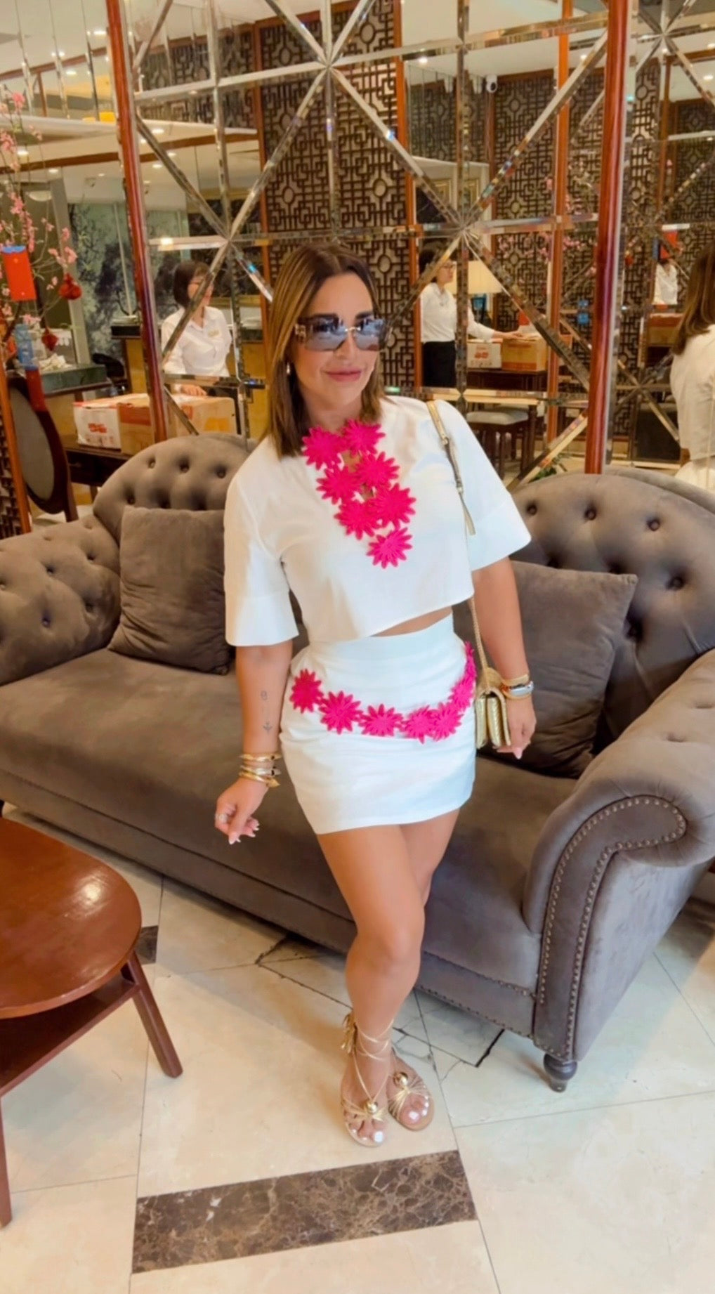 Pink Flowers White Skirt Set (Trae short integrado) utilicé talla Small