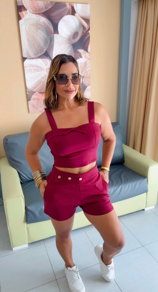 Restock Juan Dolio Burgundy Set (super spandex) Llegan el próximo Miércoles. Puesto en Small