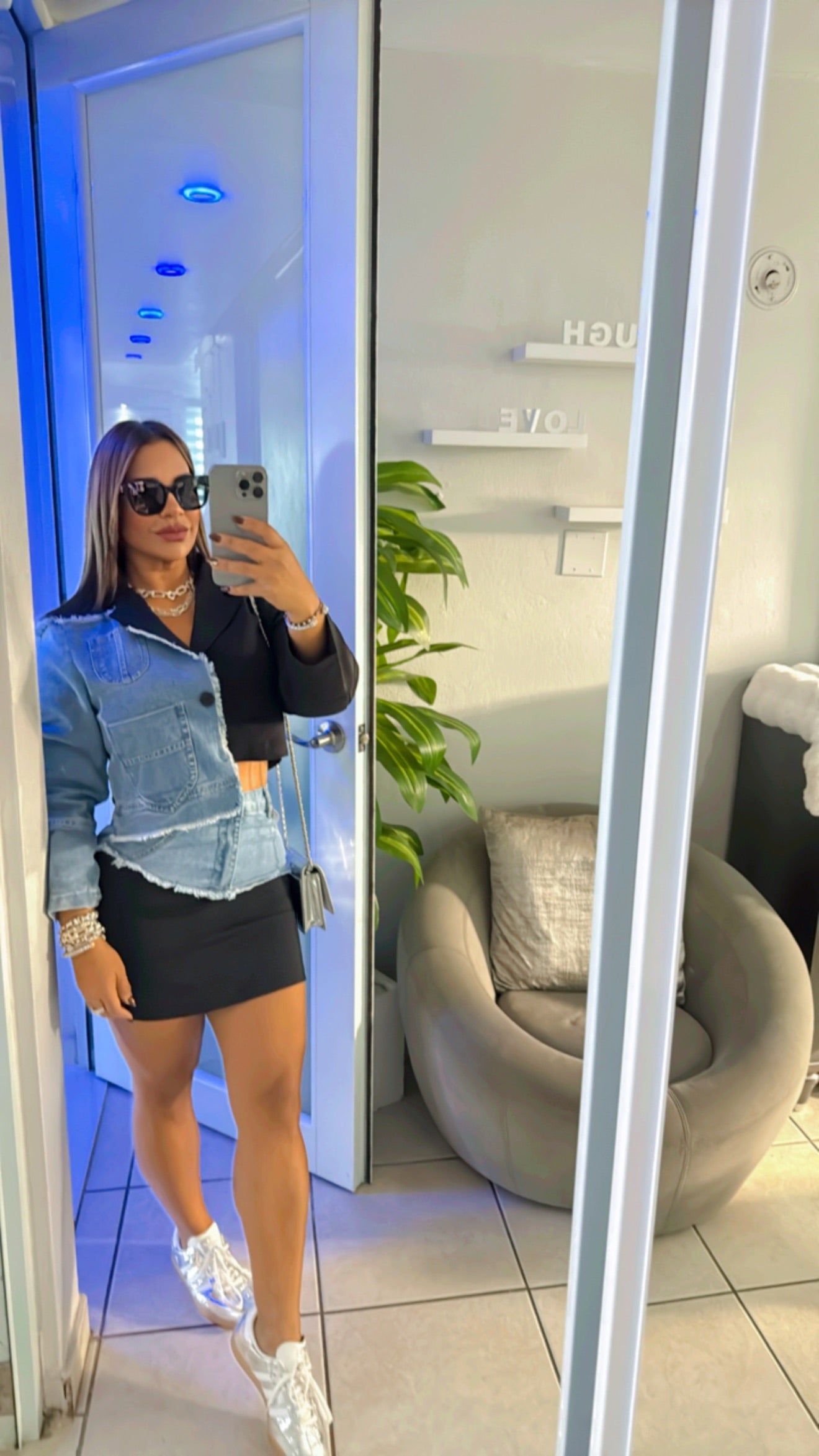 Vienna Denim & Black Blazer Skirt Set (spandex) utilicé talla M